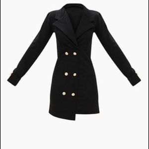Black Gold Button Detail Blazer Dress
US Size: 4